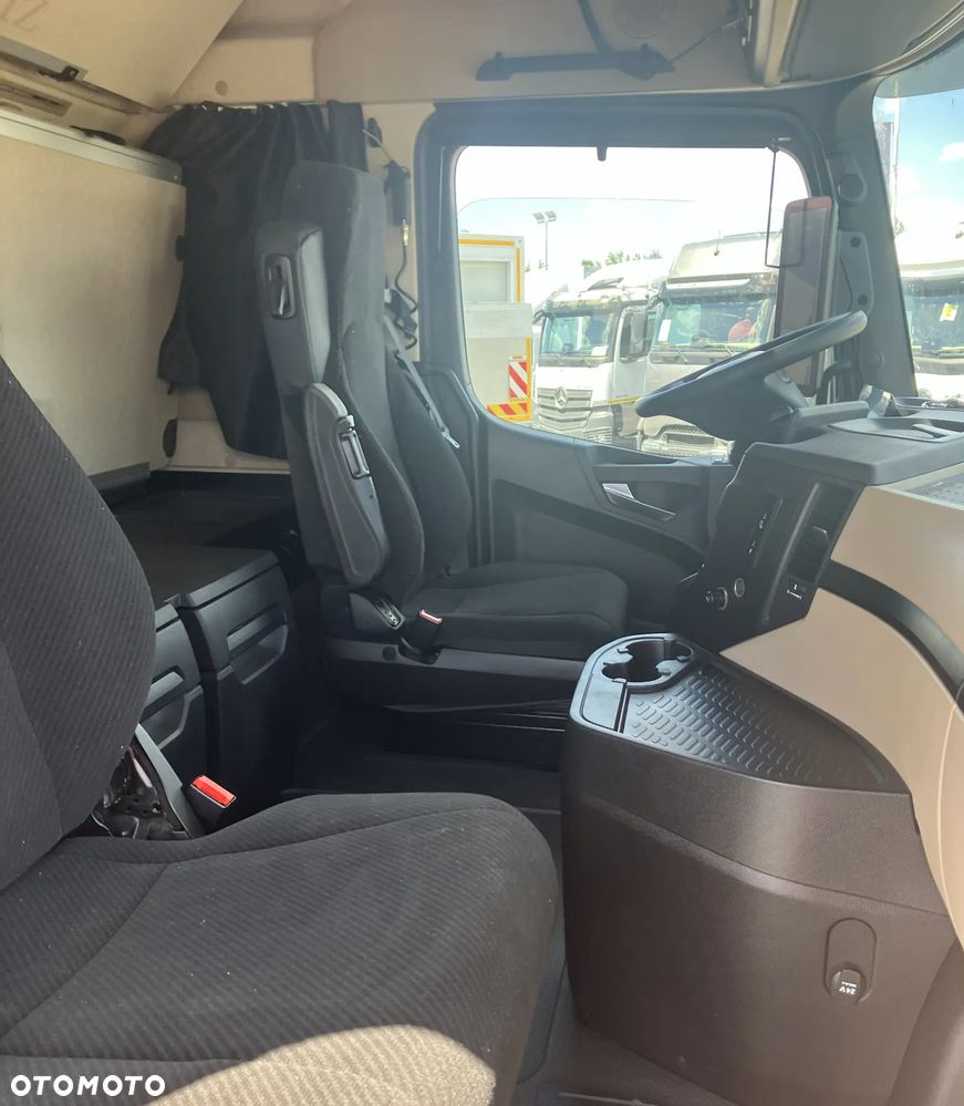 Mercedes-Benz ACTROS 1845 LS - 10