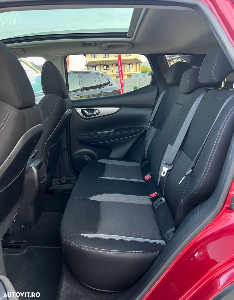 Nissan Qashqai 1.6 DCI TEKNA - 16