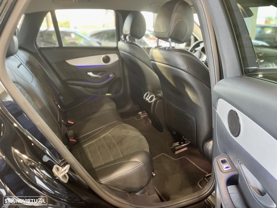 Mercedes-Benz GLC 300 de 4Matic 9G-TRONIC AMG Line - 31