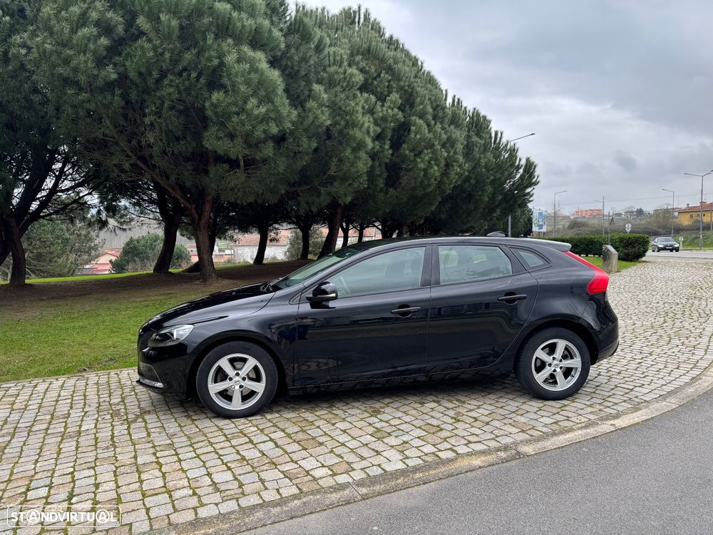 Volvo V40 2.0 D2 Kinetic Eco - 2