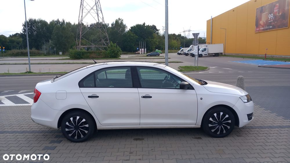 Skoda RAPID 1.6 TDI DPF Edition - 20