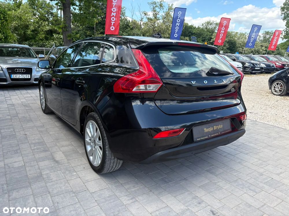 Volvo V40 D2 - 6