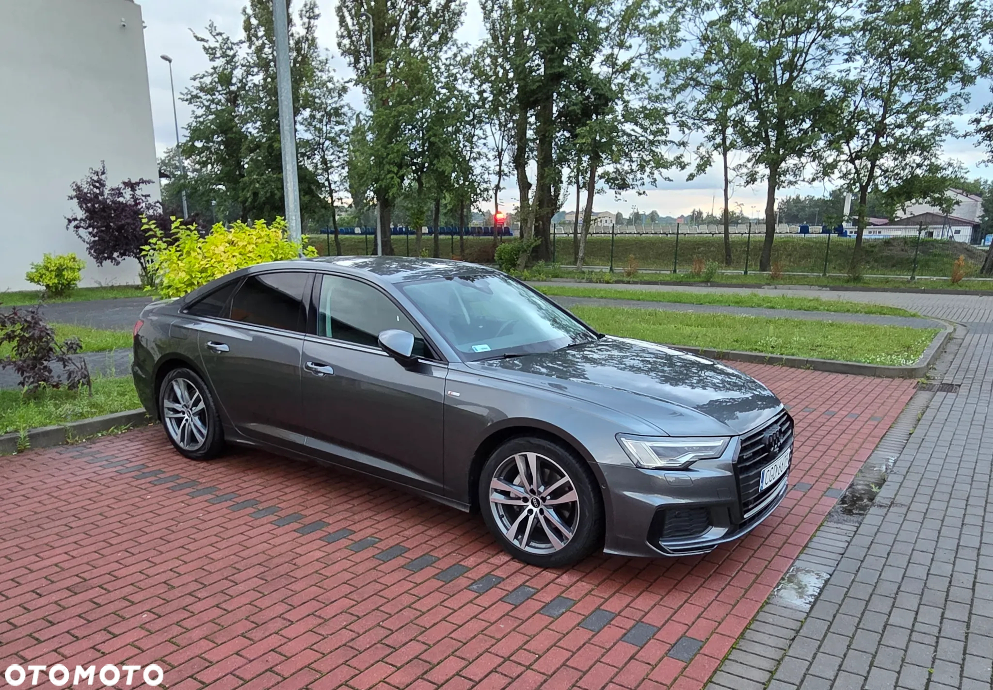 Audi A6 - 6