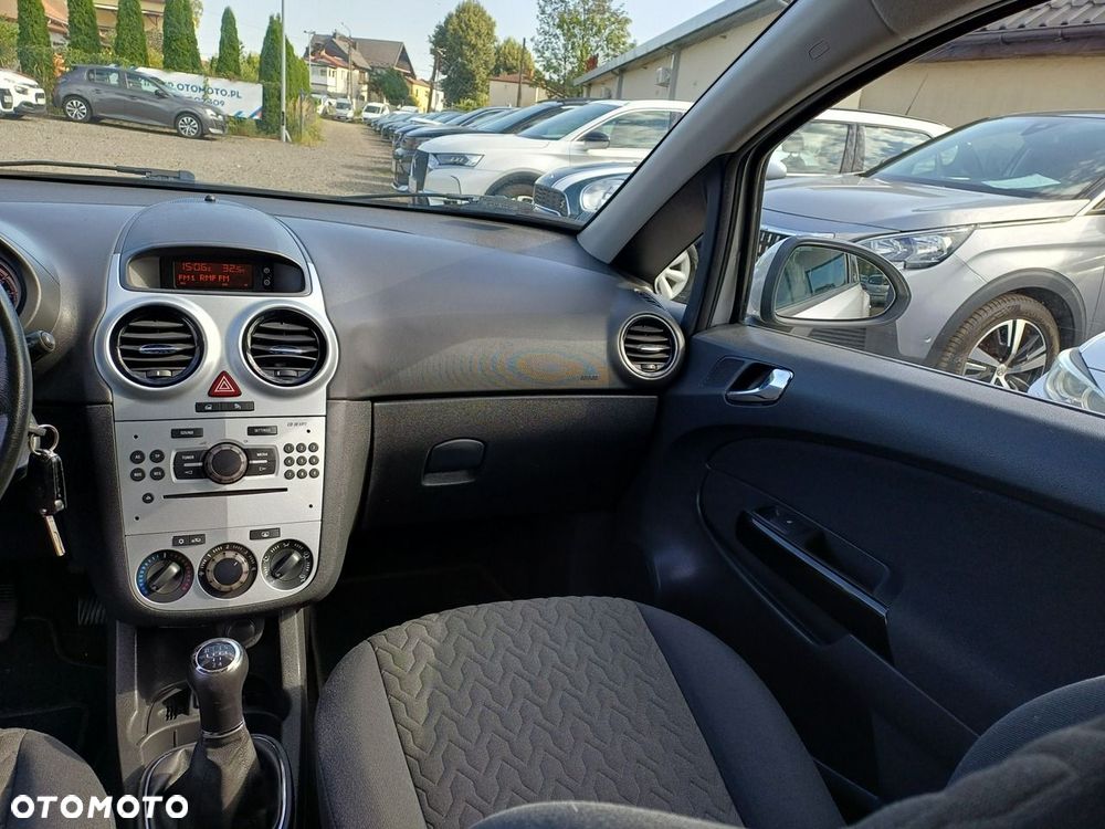 Opel Corsa 1.4 16V Edition - 20