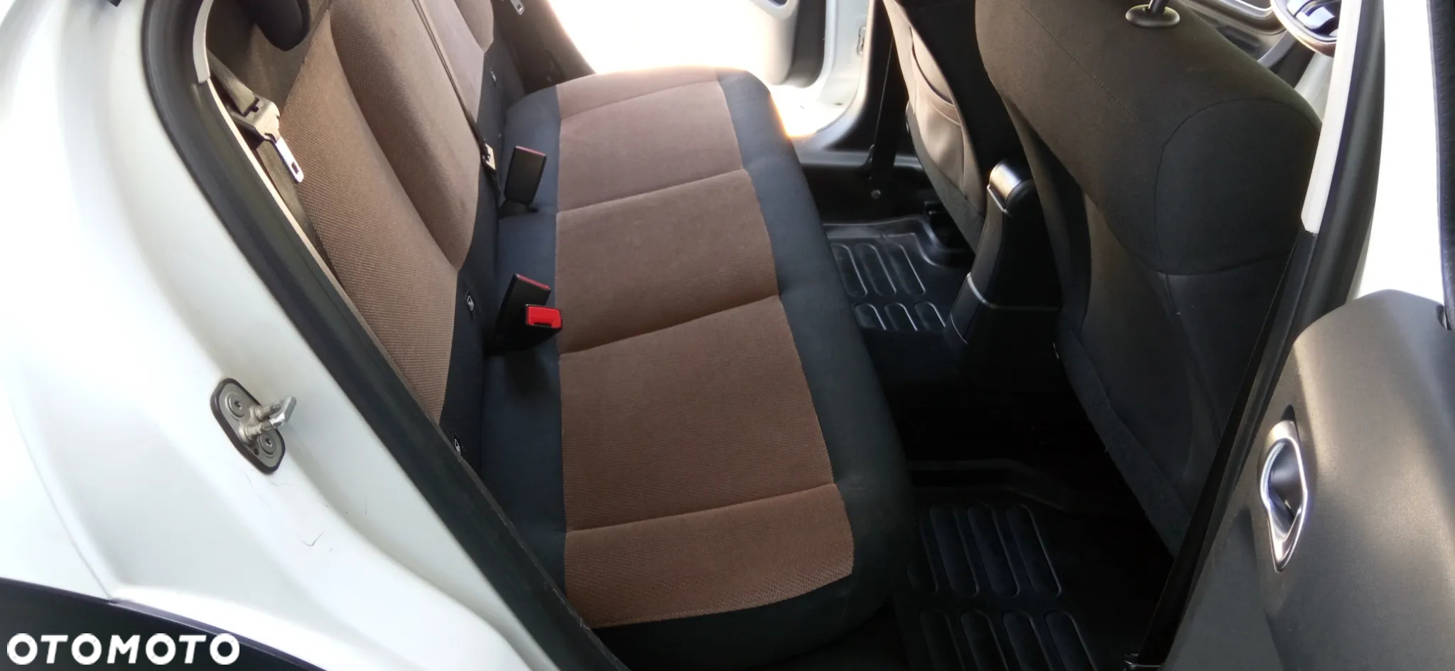 Citroën C4 Cactus VTi 82 Shine - 17