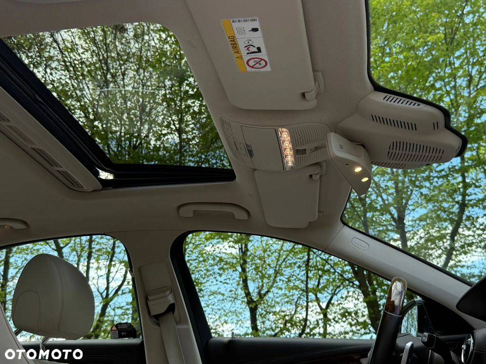 Mercedes-Benz Klasa E 220 d 4-Matic Business Edition 9G-TRONIC - 13