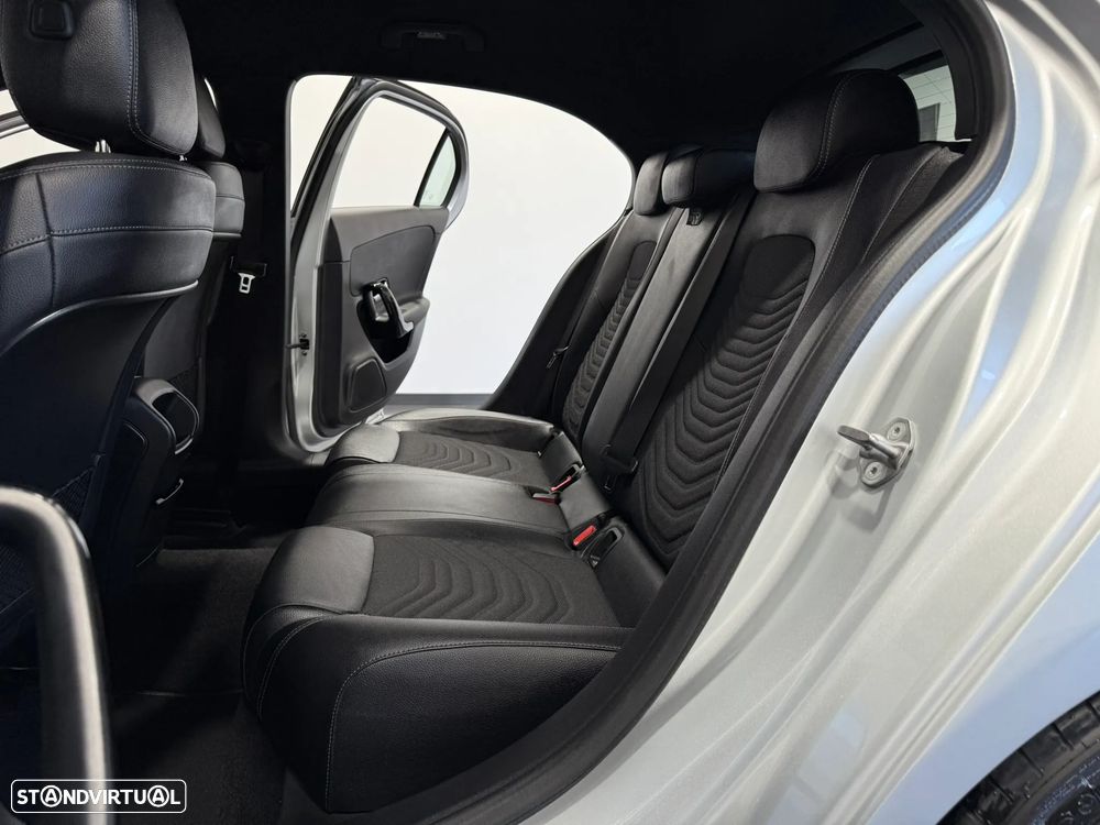 Mercedes-Benz A 180 d Progressive - 41