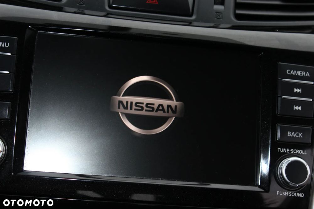 Nissan Navara - 22