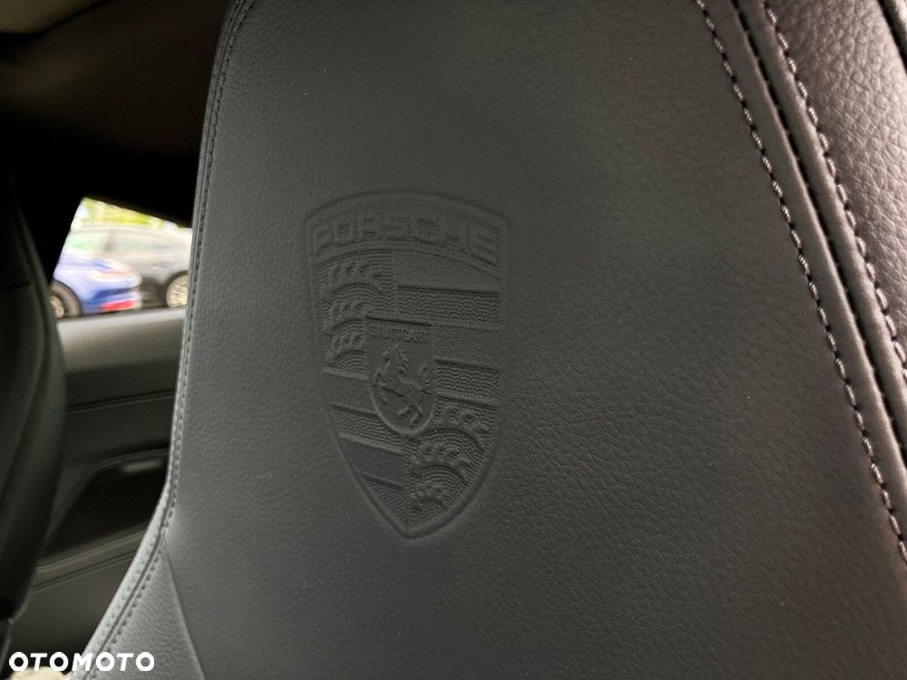 Porsche 911 - 35