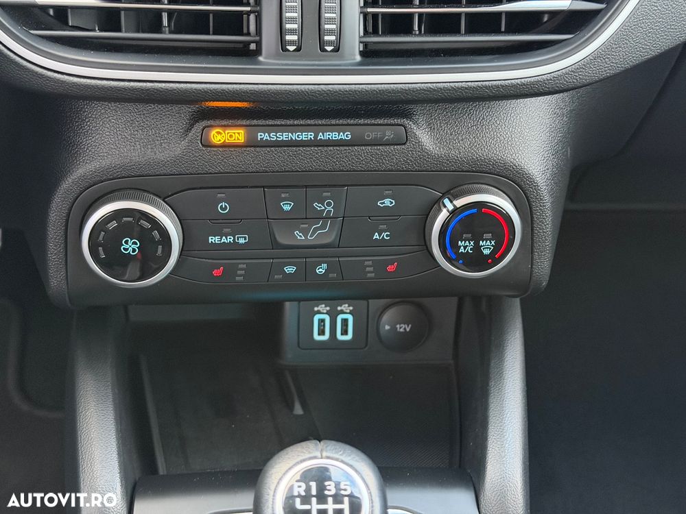 Ford Focus - 16