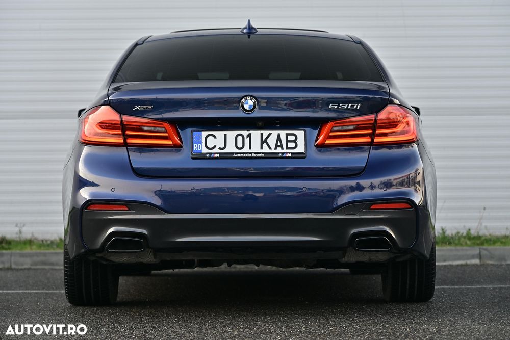 BMW Seria 5 530i xDrive AT - 16
