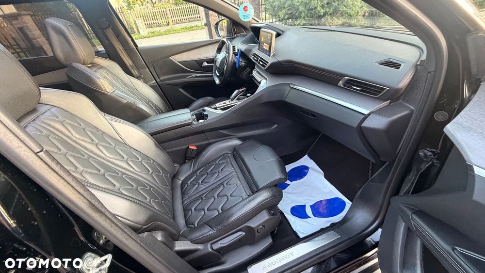 Peugeot 5008 2.0 BlueHDi GT S&S EAT8 - 17