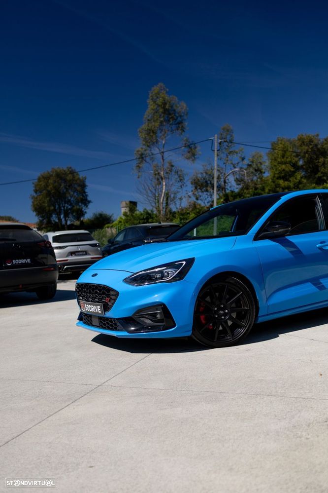 Ford Focus 2.3 EcoBoost S&S ST - 23