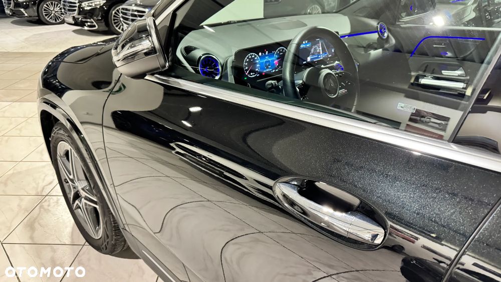 Mercedes-Benz GLA 200 AMG Line - 8