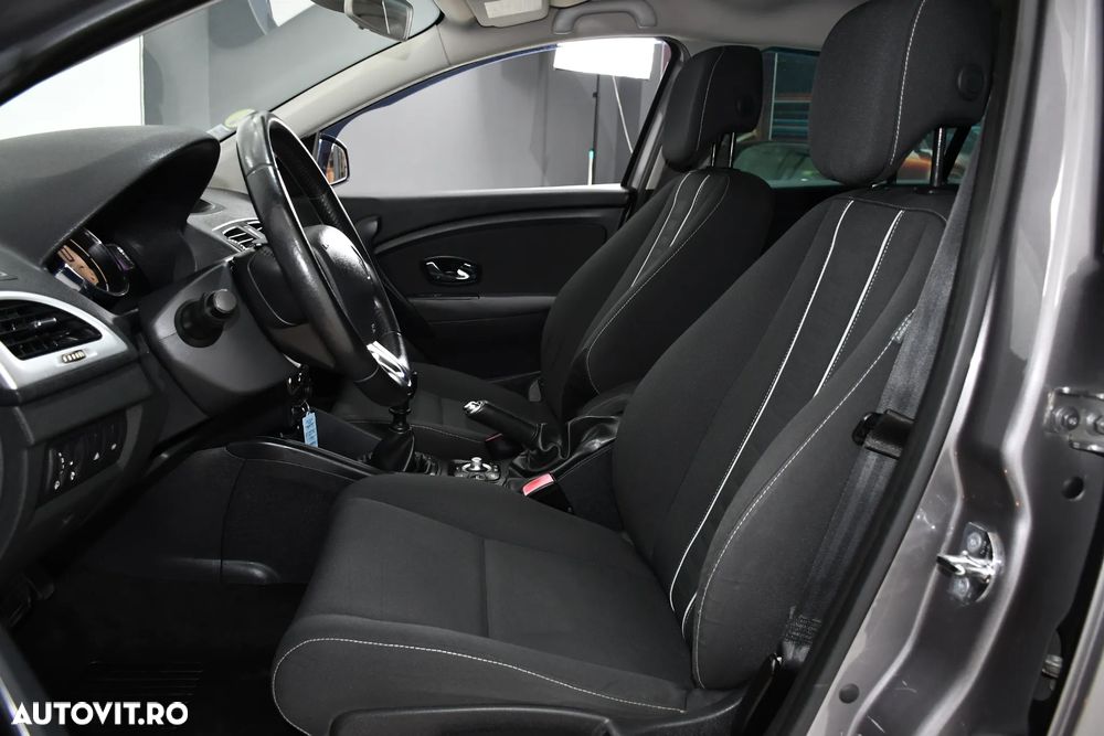 Renault Megane Energy dCi Intens - 13