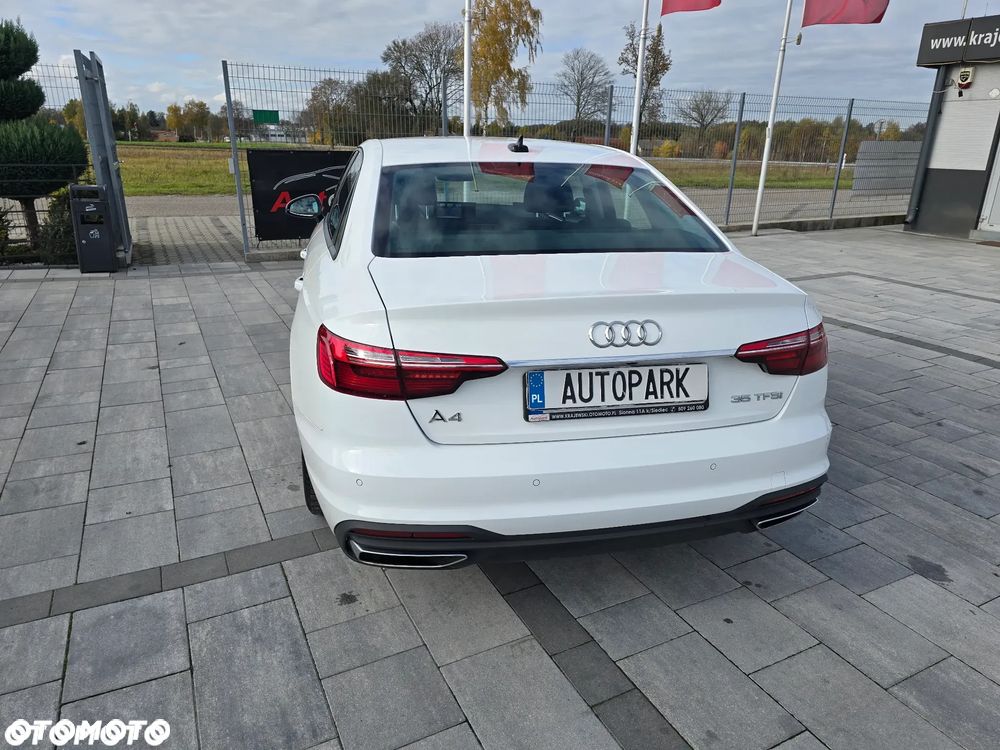 Audi A4 Limousine - 14