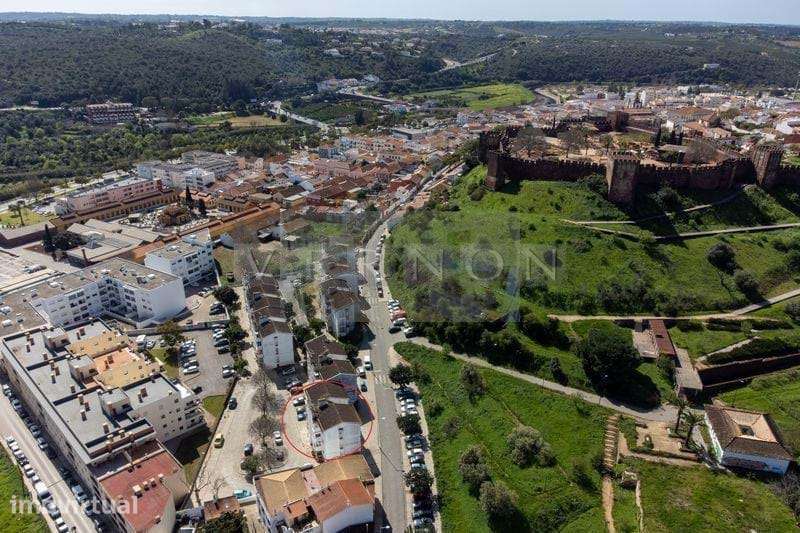 Apartamento T1 no R/Chão renovado no centro da cidade de Silves - Grande imagem: 3/24