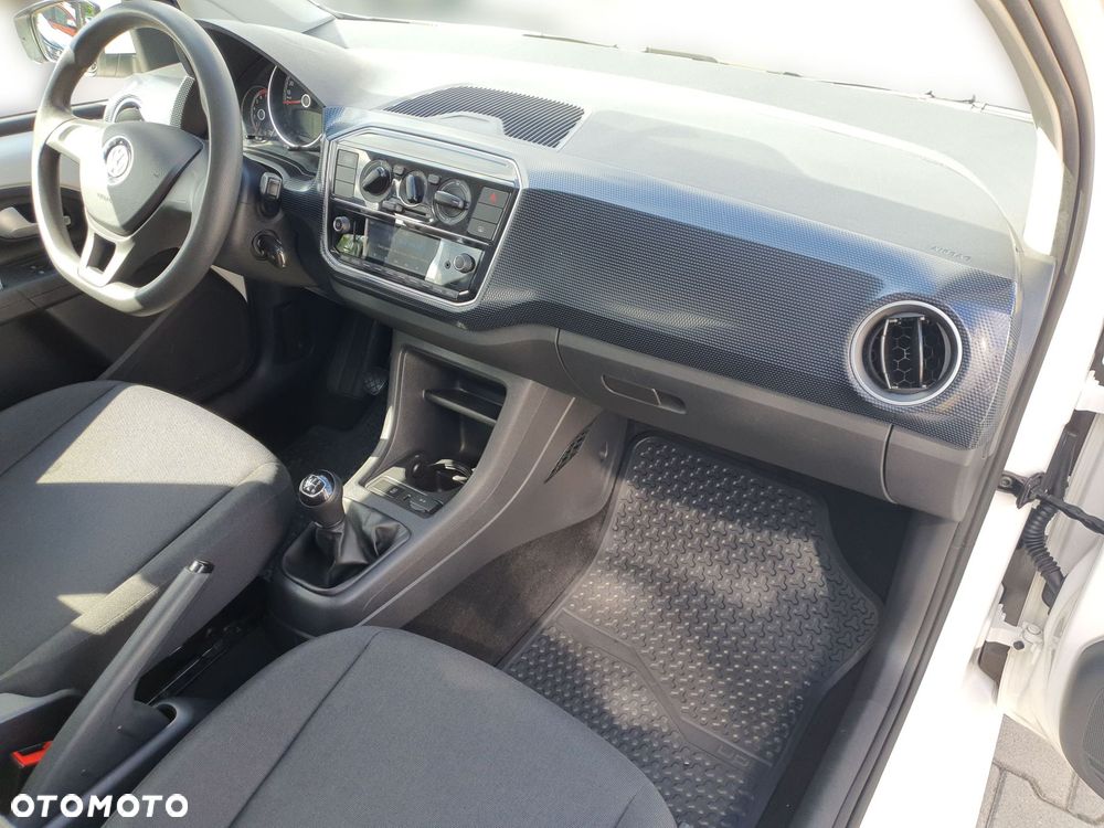 Volkswagen up! 1.0 move - 28
