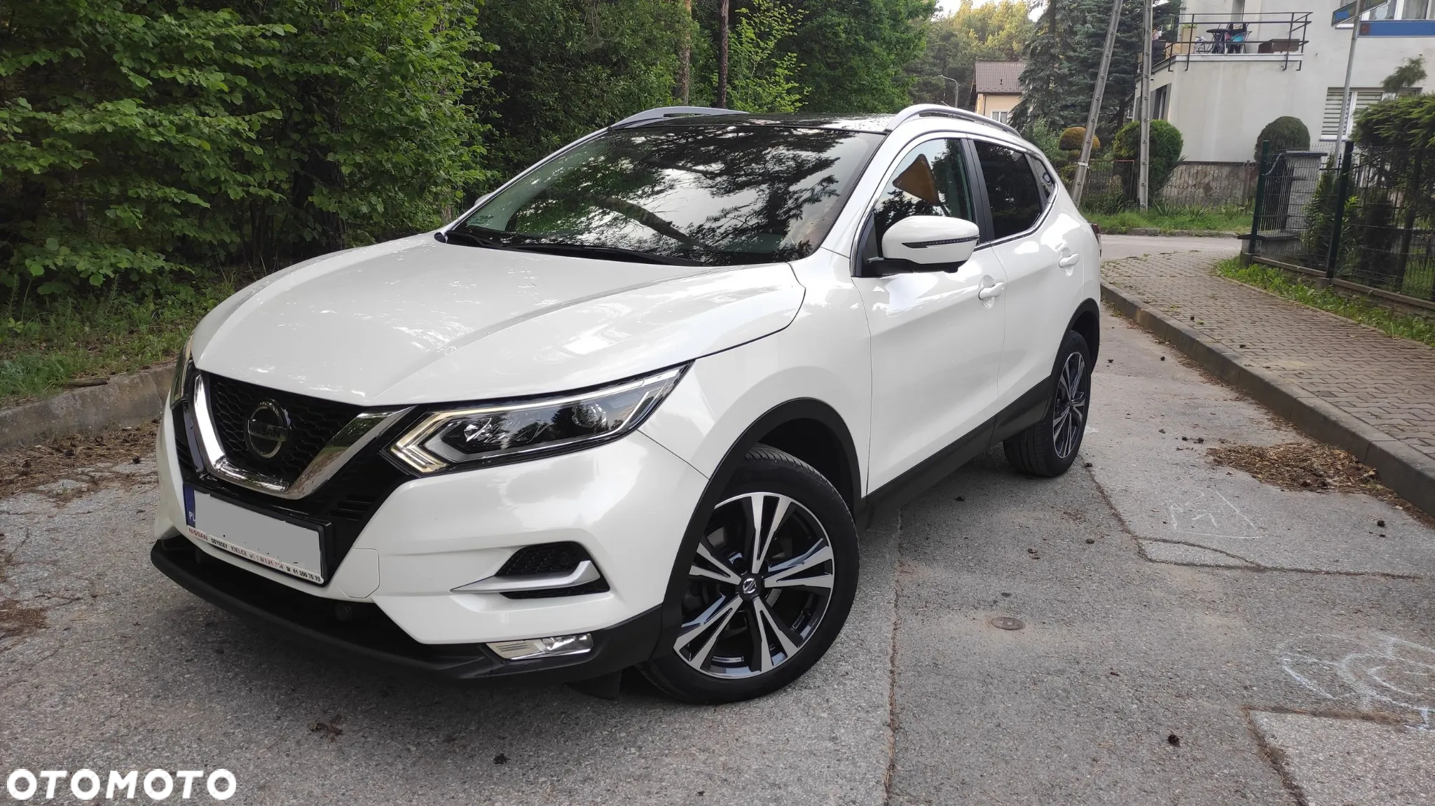 Nissan Qashqai 1.2 DIG-T N-Connecta Xtronic - 4