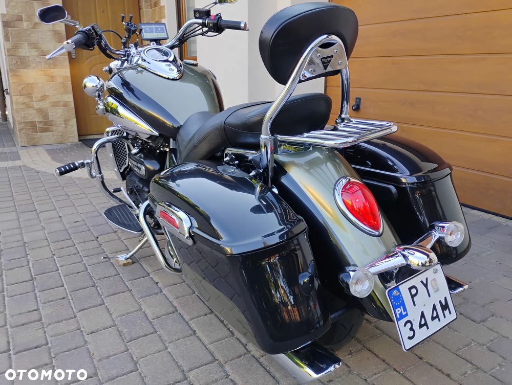 Triumph Rocket - 4