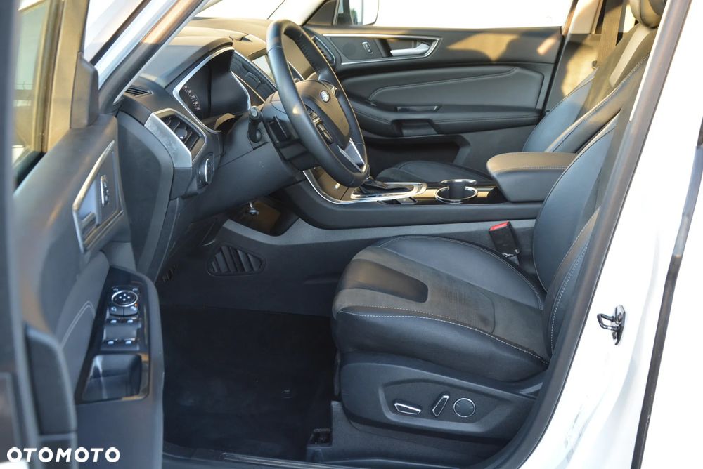 Ford S-Max 2.0 TDCi Titanium - 27