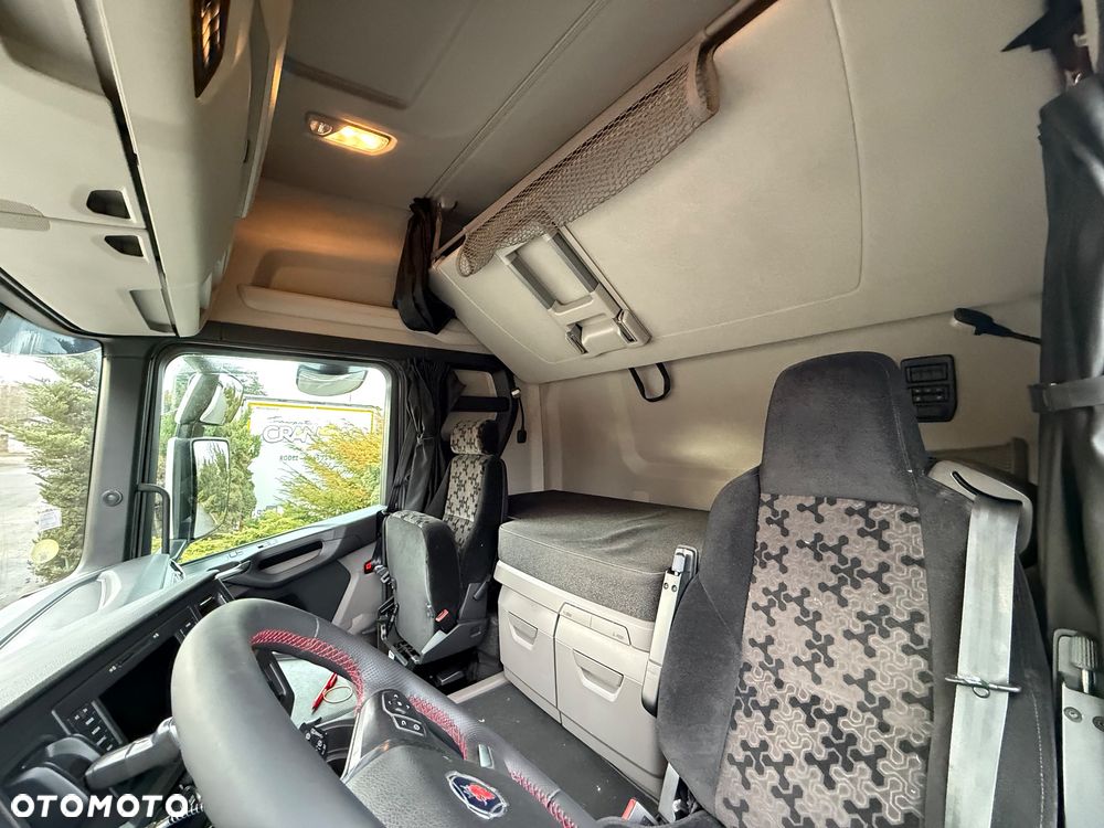 Scania R 500 *FULL LED* P+T PODUCHY* ALUSY* 315/70 NOWE MICHELIN* 2 BAKI* KLIMA POSTOJOWA* LODÓWKA* NAVI* NOWY TYP SILNIKA* Z Francji - 18