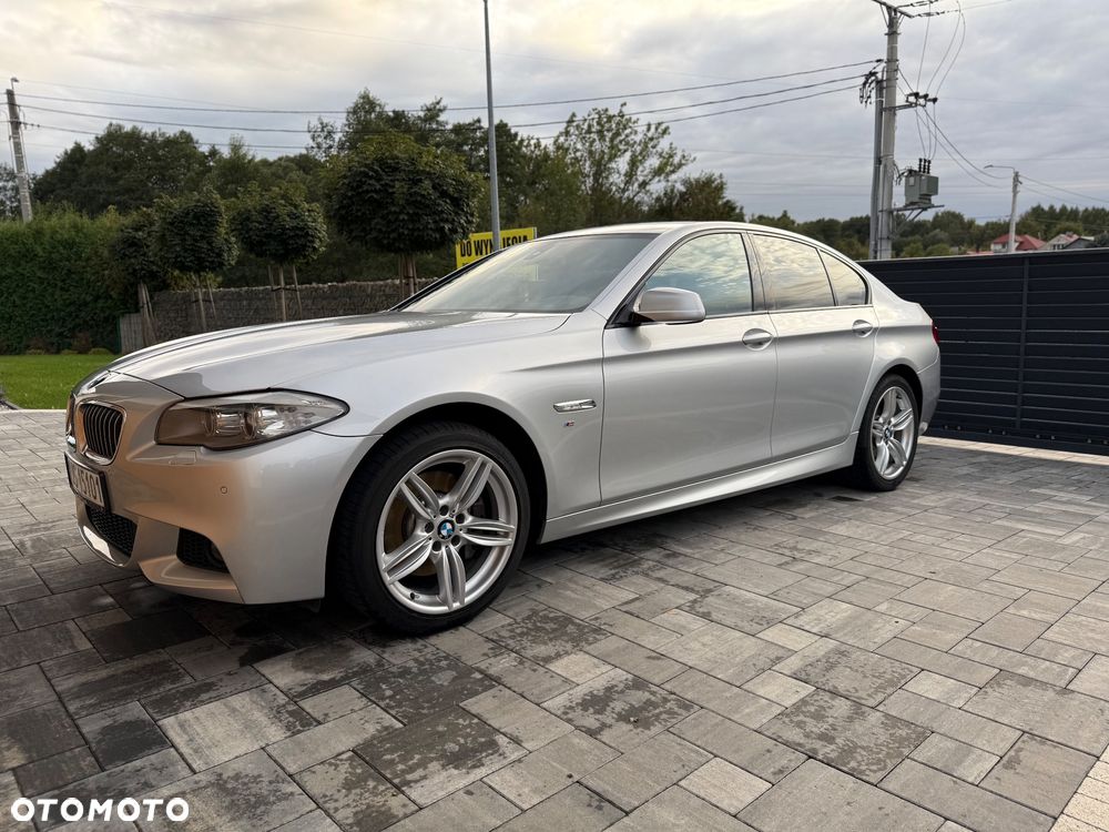 BMW Seria 5 525d xDrive - 5