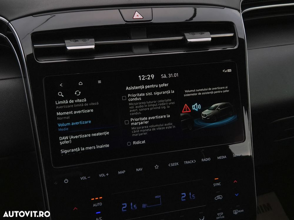 Hyundai Tucson 1.6 T-GDi HEV 2WD Select - 28