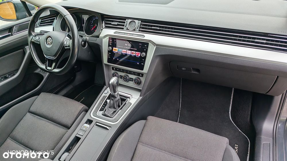 Volkswagen Passat Variant 2.0 TDI DSG (BlueMotion Technology) Highline - 30