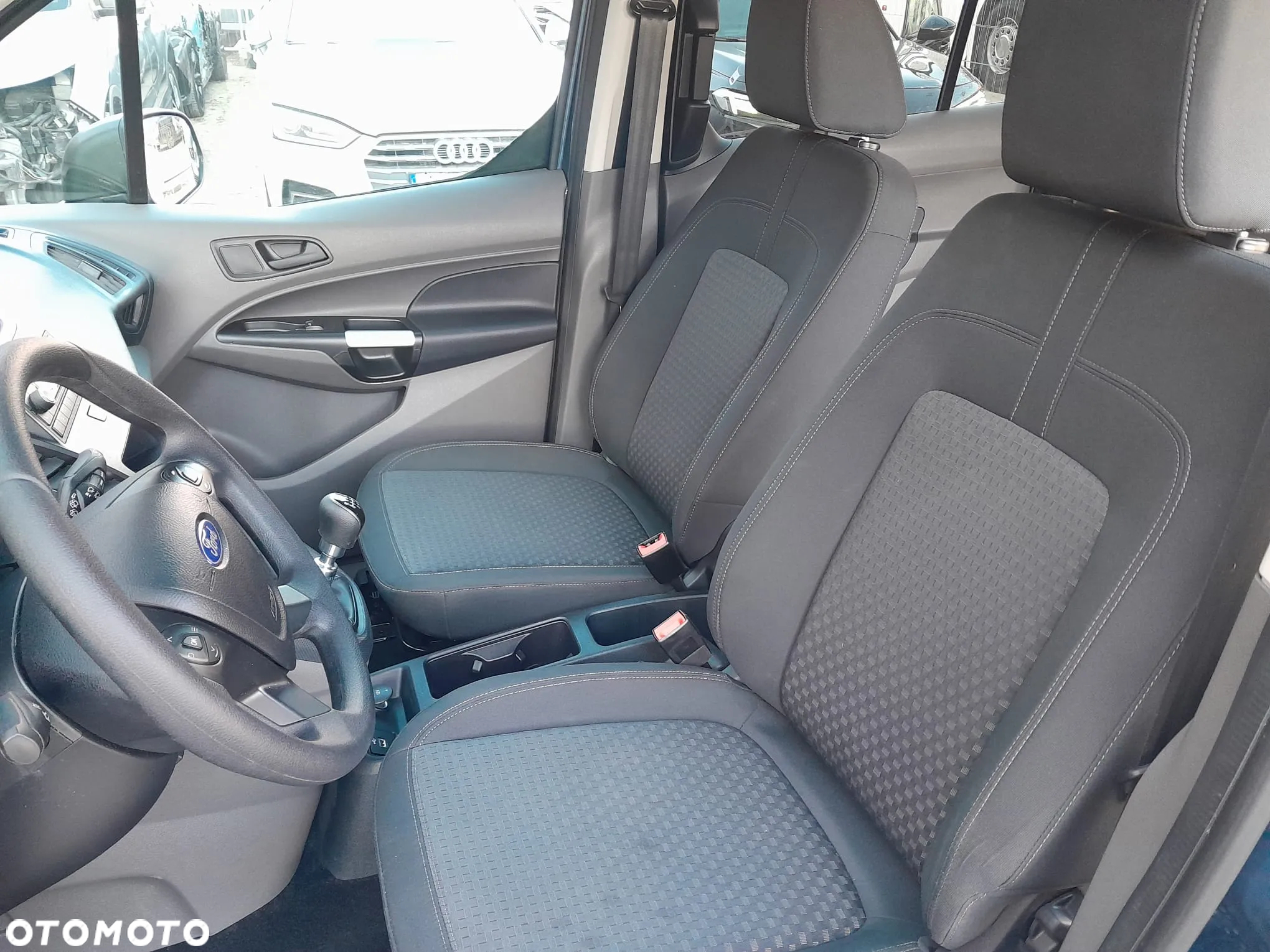 Ford Tourneo Connect Grand 2.0 EcoBlue Trend - 14
