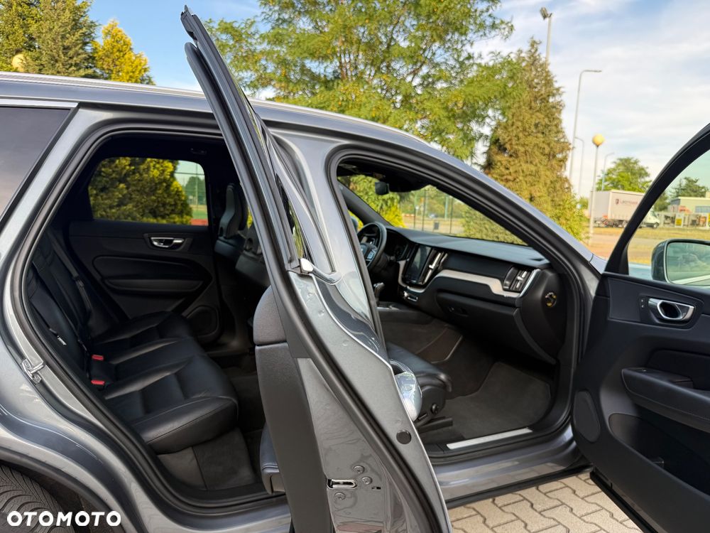 Volvo XC 60 D3 Linje Inscription - 11