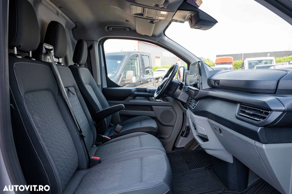 Ford Transit Custom Van Limited 300 SWB 2.0 TDCI 136 CP A8 - 15