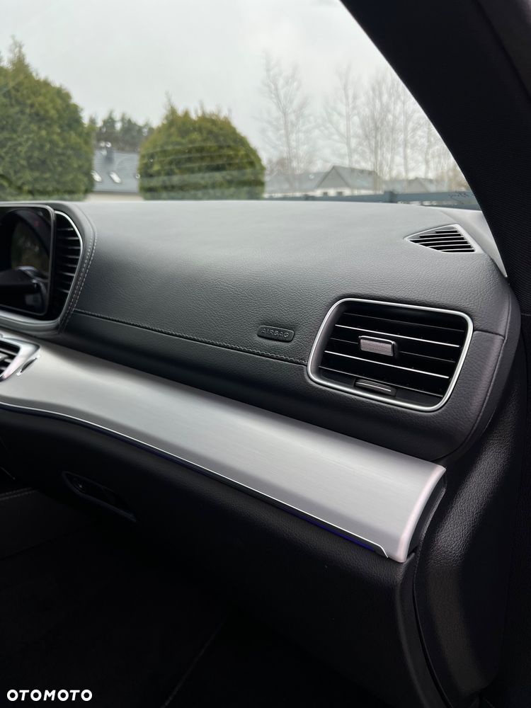 Mercedes-Benz GLE 300 d 4-Matic - 19