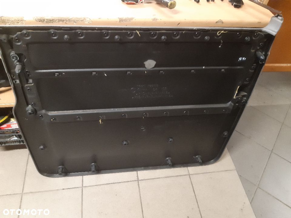 Boczek drzwi rozsuwanych prawych vw t5 2003-2009 - 6
