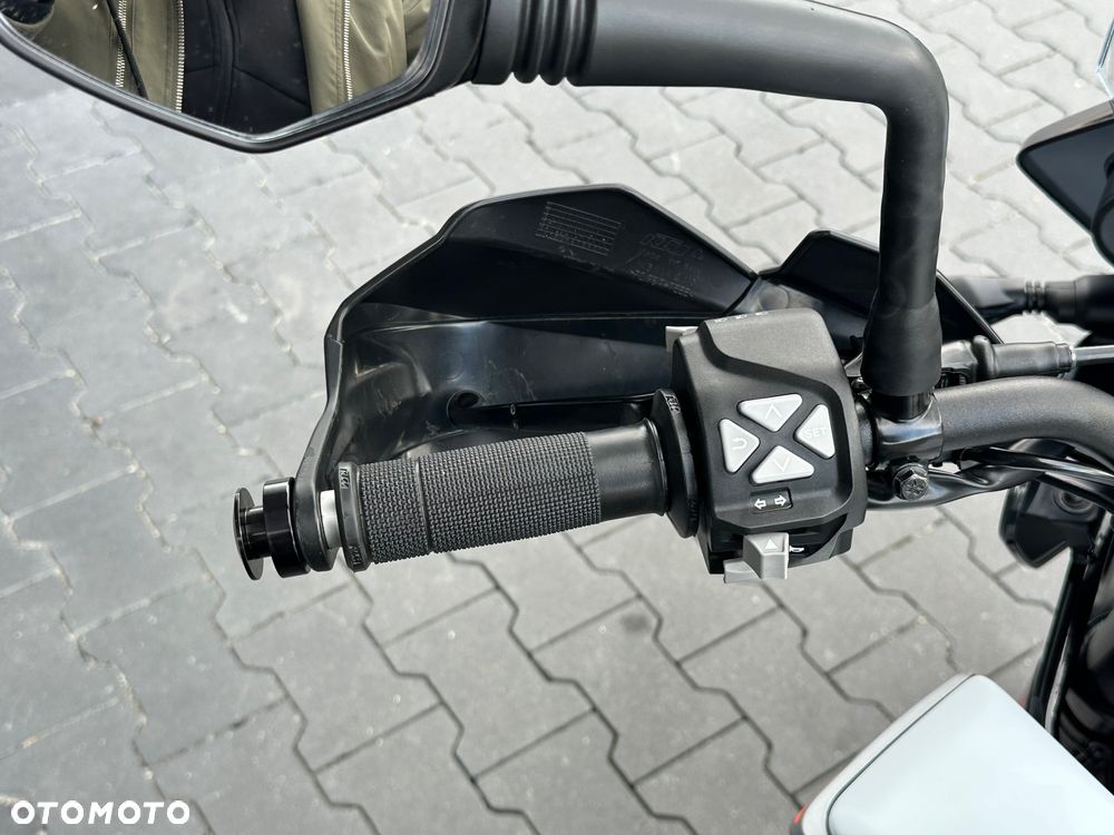 KTM Adventure - 25