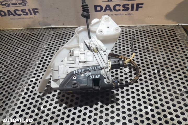 Broasca usa spate stanga 3C4839015A 3C4839015A Volkswagen VW Passat B - 2