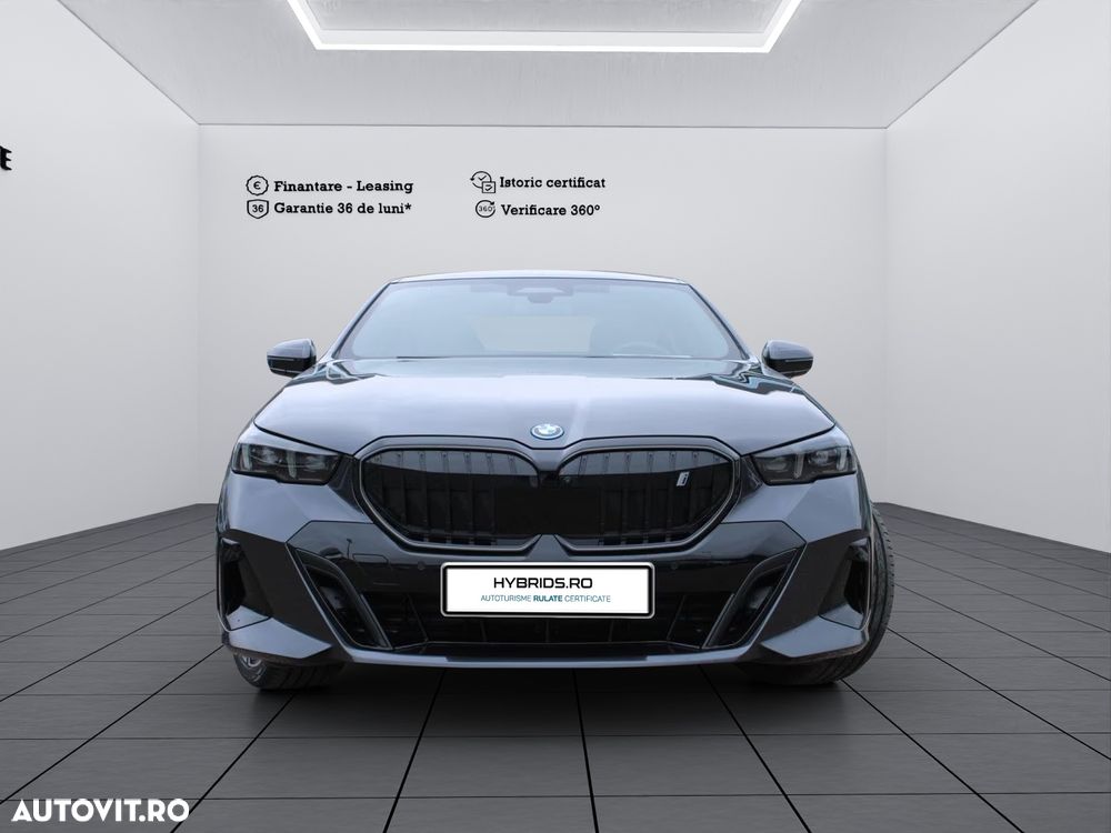 BMW i5 2024 — imagine 2