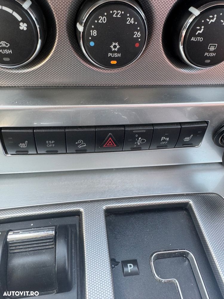 Jeep Cherokee - 7