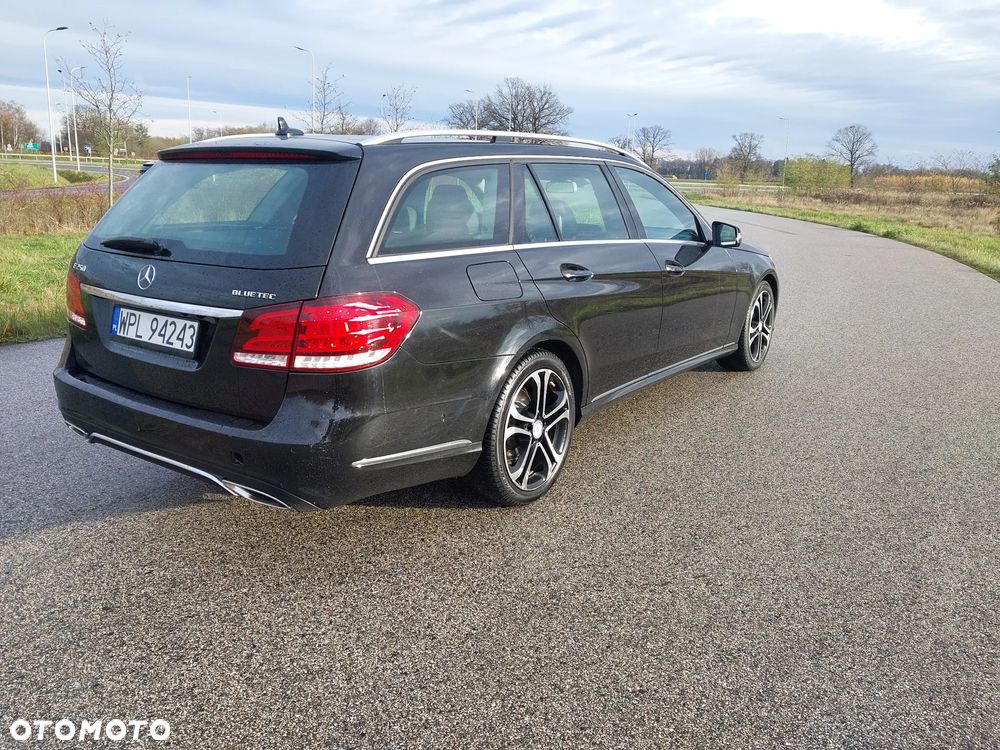 Mercedes-Benz Klasa E 250 BlueTEC 4-Matic Classic - 5