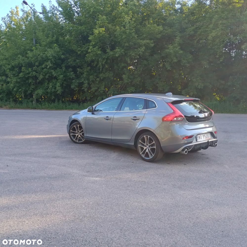 Volvo V40 D2 Drive-E R-Design Kinetic - 10