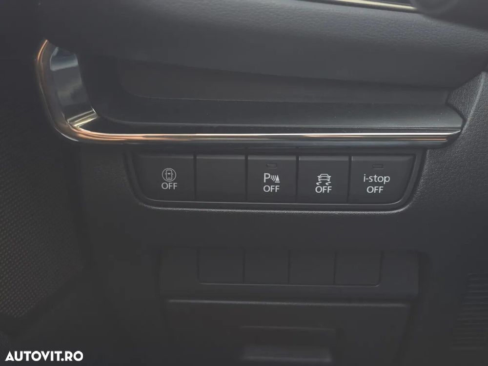 Mazda 3 - 10
