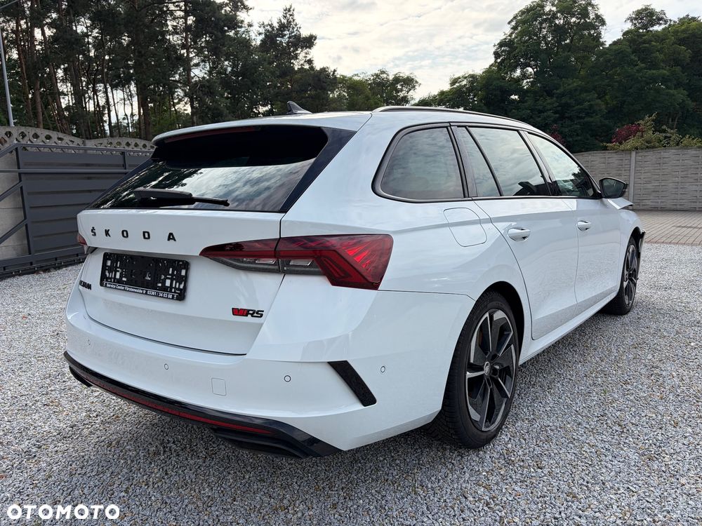 Skoda Octavia 2.0 TSI DSG RS 245 - 9