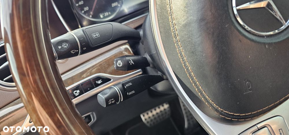 Mercedes-Benz Klasa S 500 L 4Matic 9G-TRONIC - 36