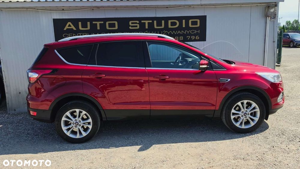 Ford Kuga 1.5 EcoBoost 2x4 Titanium - 36