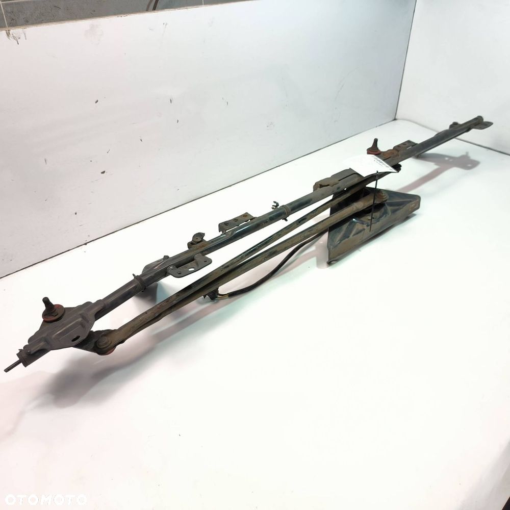 MECHANIZM WYCIERACZEK SCANIA R490 1943657 - 2