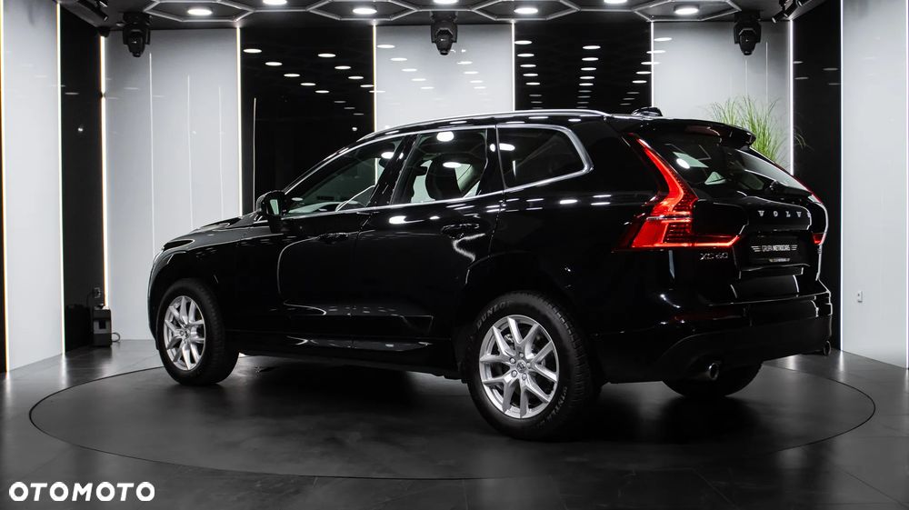 Volvo XC 60 T5 AWD Momentum Pro - 6