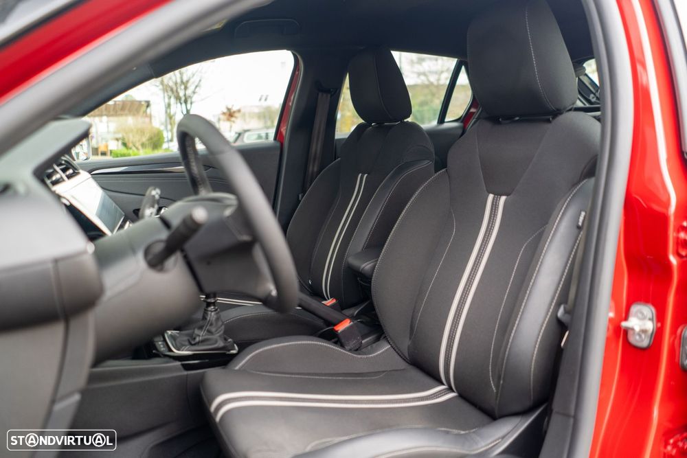 Opel Corsa 1.2 T GS - 34