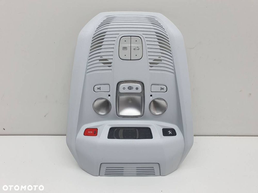 LAMPKA PODSUFITKI SZYBERDACH PEUGEOT 5008 II 2019 EUROPA - 1