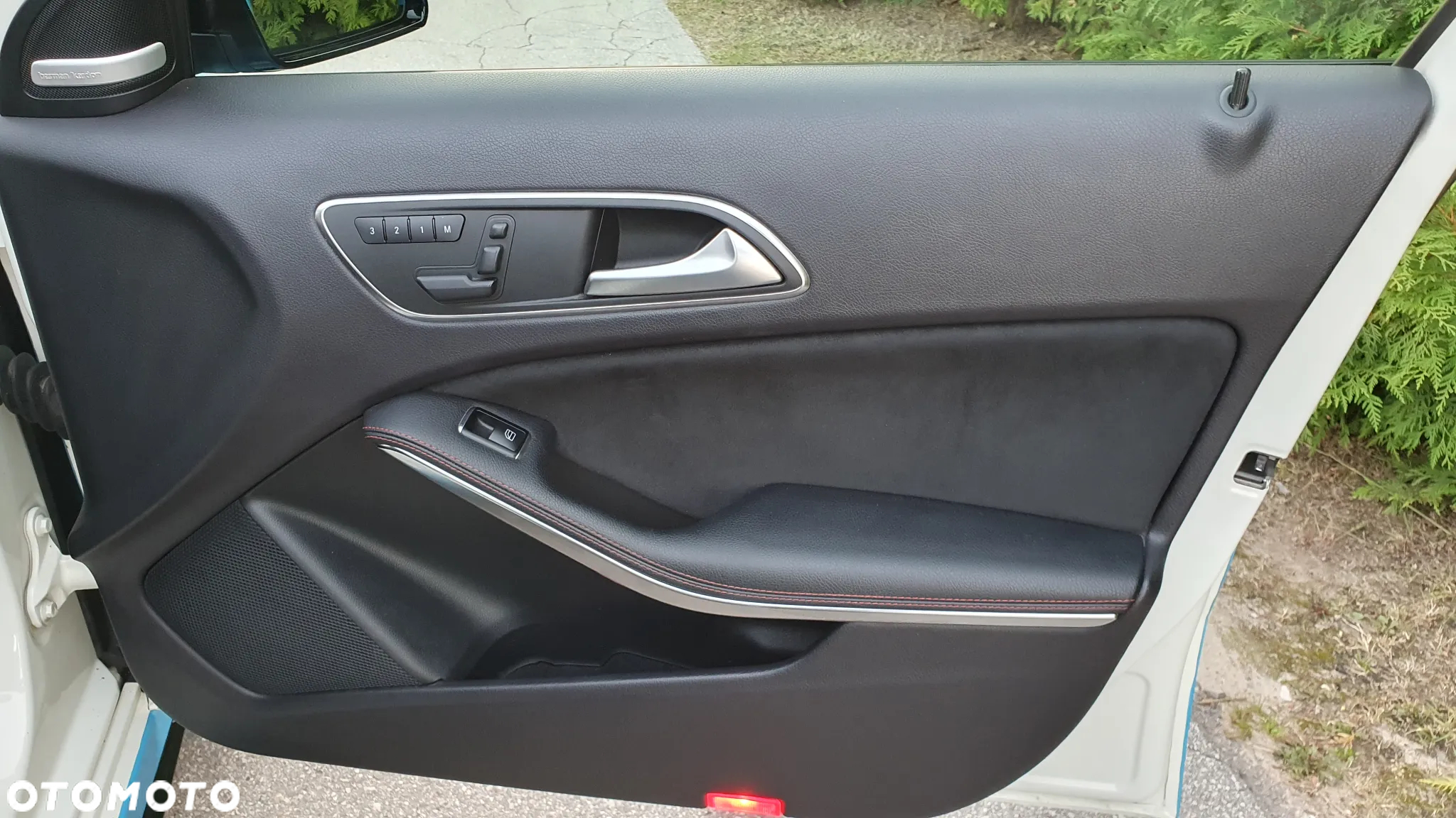 Mercedes-Benz Klasa A 45 AMG 4-Matic - 24