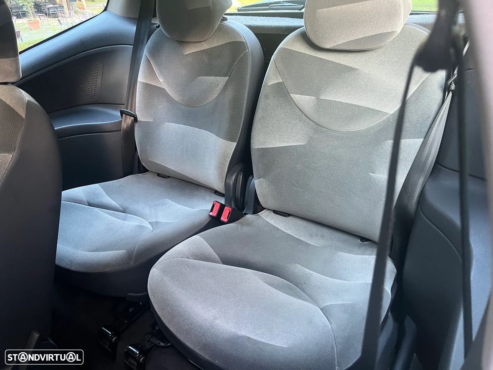 Citroën C2 1.1 - 12